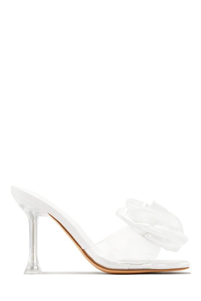 Load image into Gallery viewer, Jardine Floral Single Sole Mules - White