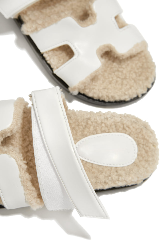 Load image into Gallery viewer, White Slip On Sandals