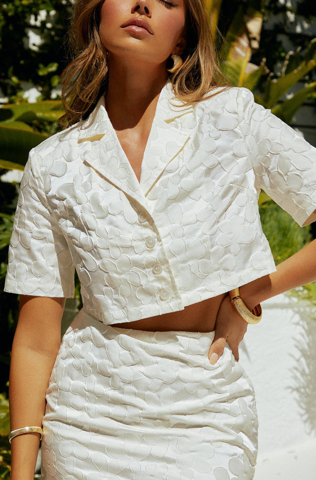 Load image into Gallery viewer, Floral Short Sleeve Crop Top