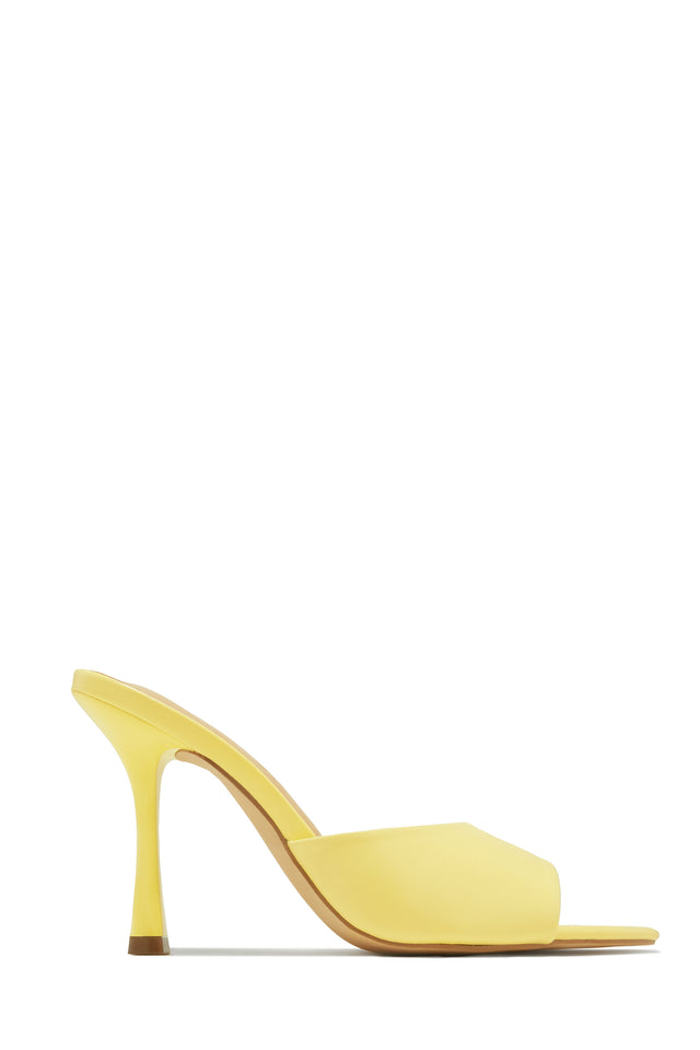 Load image into Gallery viewer, Kimmie Single Sole Mule Heels - Yellow