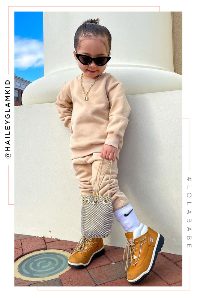 Load image into Gallery viewer, Mini Cozy Feels Kids Crewneck Sweater - Nude