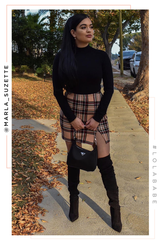 Load image into Gallery viewer, Sultry Touch Over The Knee Boots - Black