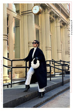 Load image into Gallery viewer, Azelie Double Knot Spaghetti Handbag - White