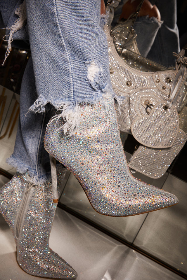 Load image into Gallery viewer, Embellished Pointed Toe Ankle Boots