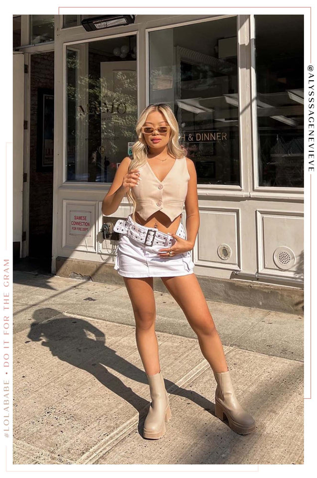 Load image into Gallery viewer, Addicted To You Platform Ankle Boots - Nude