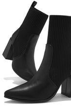Load image into Gallery viewer, Pointed Toe Ankle Boot