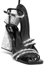 Load image into Gallery viewer, Black Block Heel