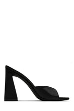 Load image into Gallery viewer, black satin comfortable chunky heel