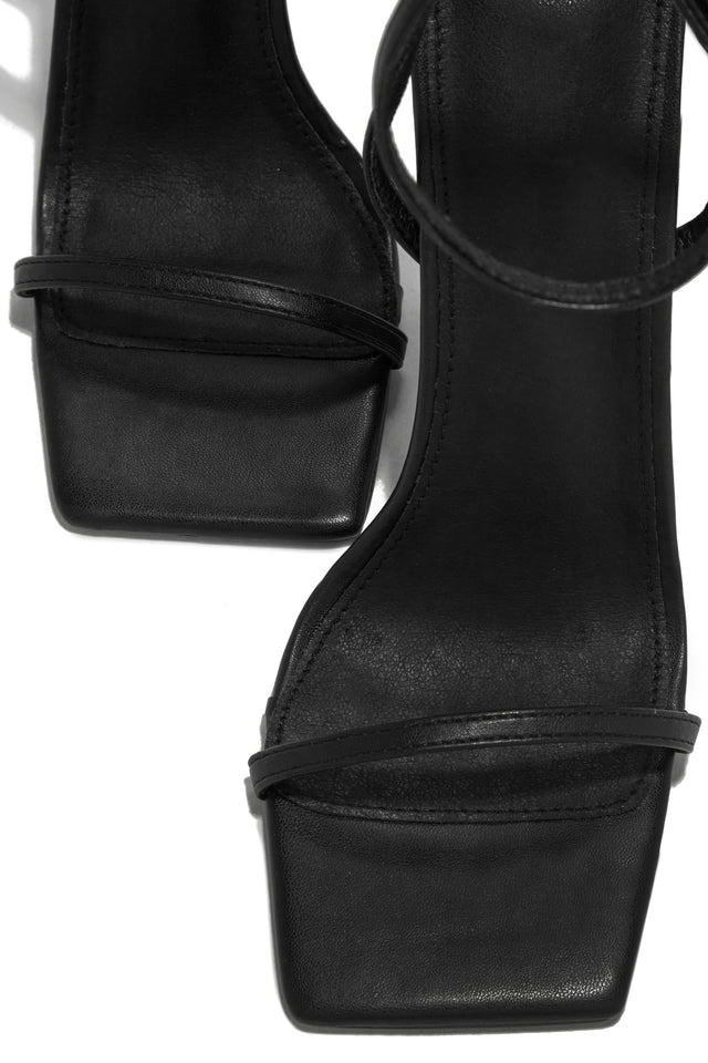 Load image into Gallery viewer, Palm Springs Palm Tree High Heels - Black