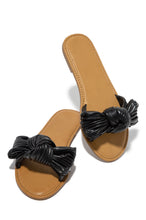 Load image into Gallery viewer, Black Slide Sandals