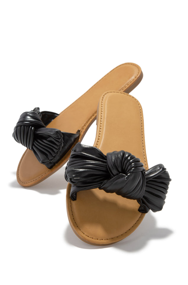 Load image into Gallery viewer, Black Slip On Sandals