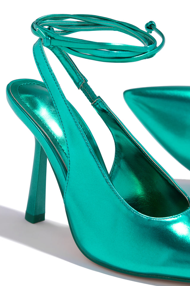 Load image into Gallery viewer, Blue Slingback Detail Heels