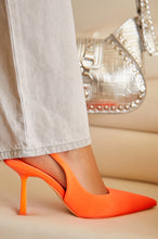 Load image into Gallery viewer, Orange Slingback Pumps
