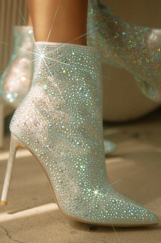 Load image into Gallery viewer, Embellished Boots