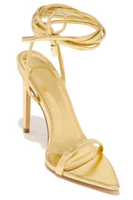 Load image into Gallery viewer, Gold Heels