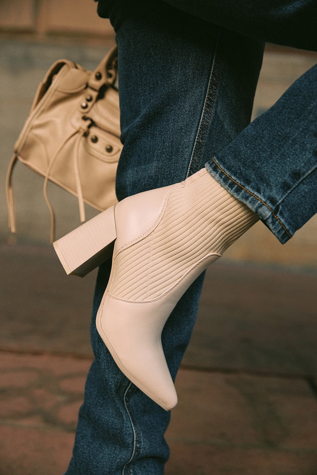 Load image into Gallery viewer, Perfect Night Block Heel Ankle Boots - Nude