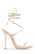 Load image into Gallery viewer, bone heels