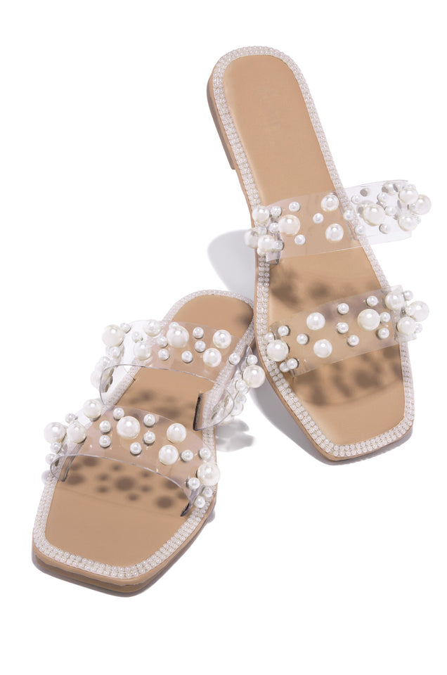 Load image into Gallery viewer, Faux Pearl Slide Sandals