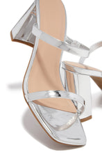 Load image into Gallery viewer, Silver Block Heel Mules