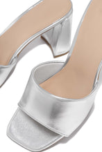 Load image into Gallery viewer, Silver Mules