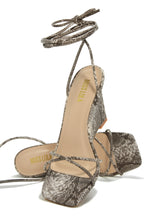 Load image into Gallery viewer, Snake Heel Wedges