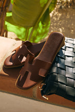 Load image into Gallery viewer, Tan Slide Sandals
