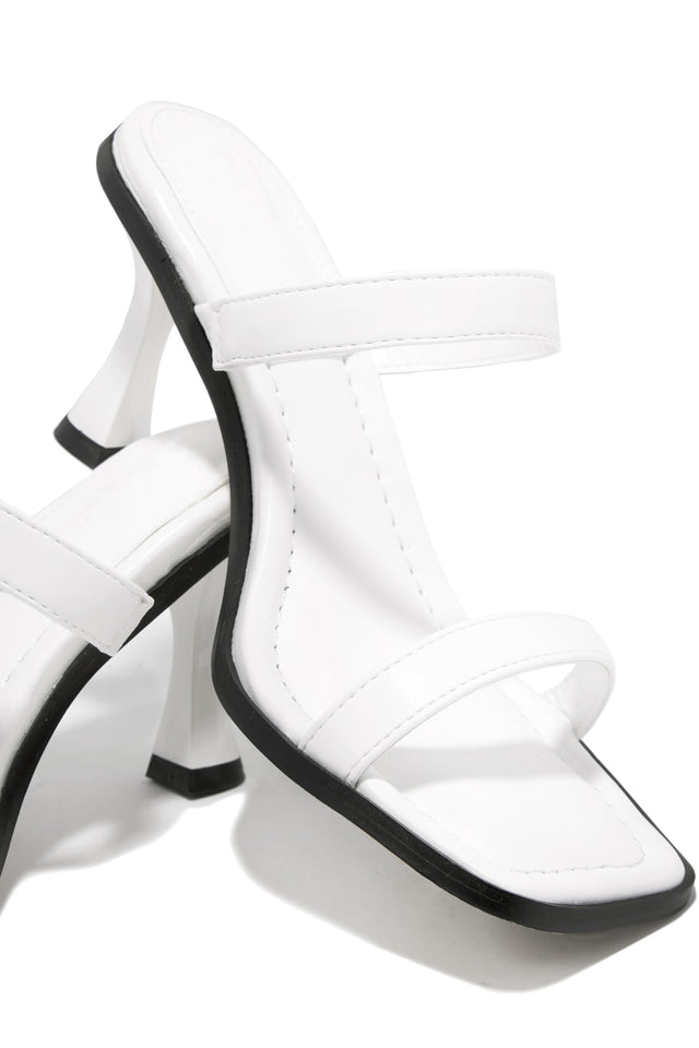 Load image into Gallery viewer, White Mules