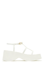 Load image into Gallery viewer, Beach Trip Flat Platform Sandals - White