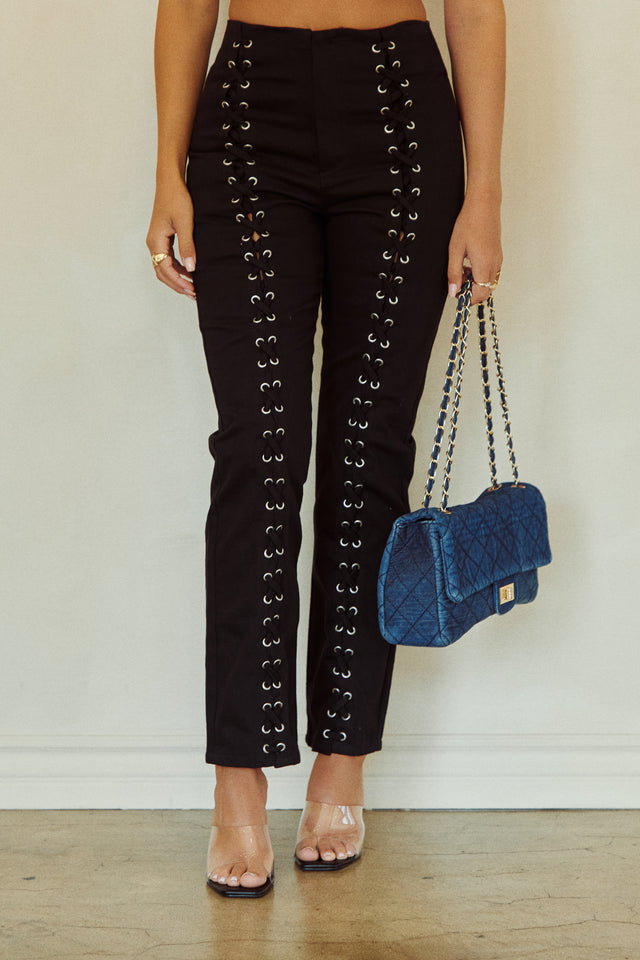 Load image into Gallery viewer, Black Denim Pant Styled with Denim Bag
