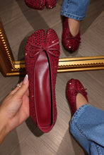 Load image into Gallery viewer, Amelie Rhinestone Mesh Tabi Ballet Flats – Wine
