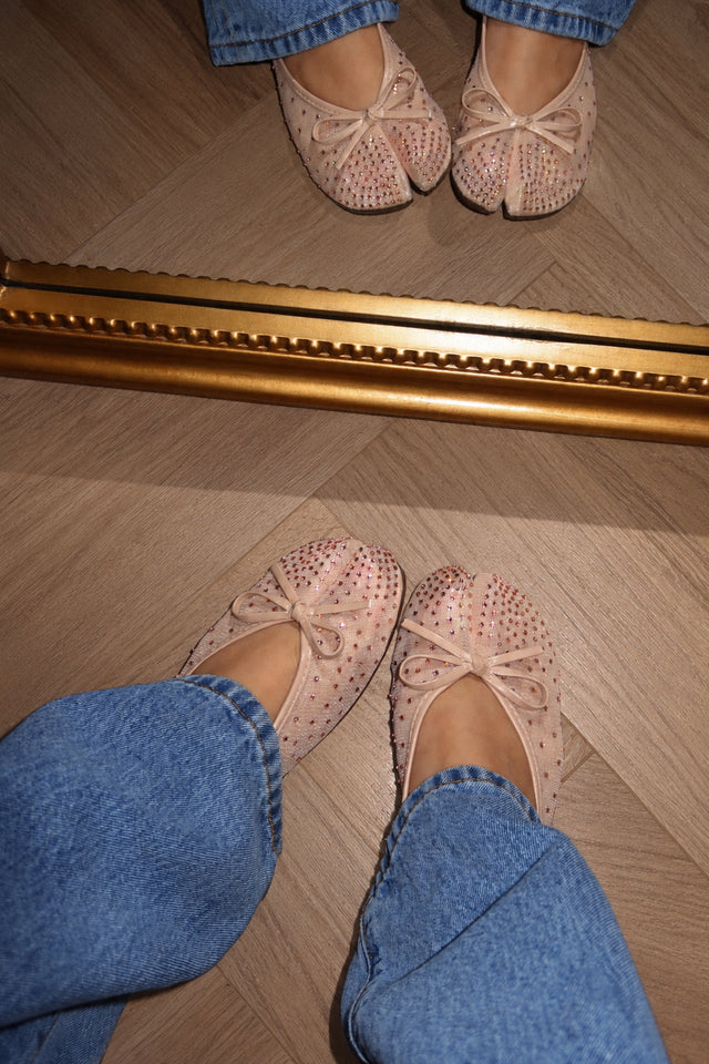 Load image into Gallery viewer, Amelie Rhinestone Mesh Tabi Ballet Flats – Nude
