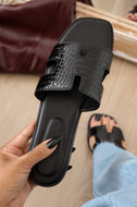 Elara Flat Slip On Sandals - Black Croc