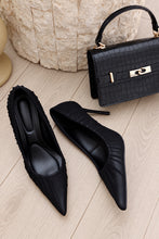 Load image into Gallery viewer, Raquel Mesh Pointed Toe Pumps - Black
