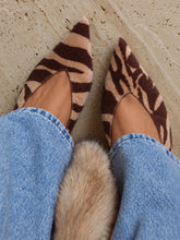Load image into Gallery viewer, Yadira Slingback Pointed Toe Pumps – Brown Tiger
