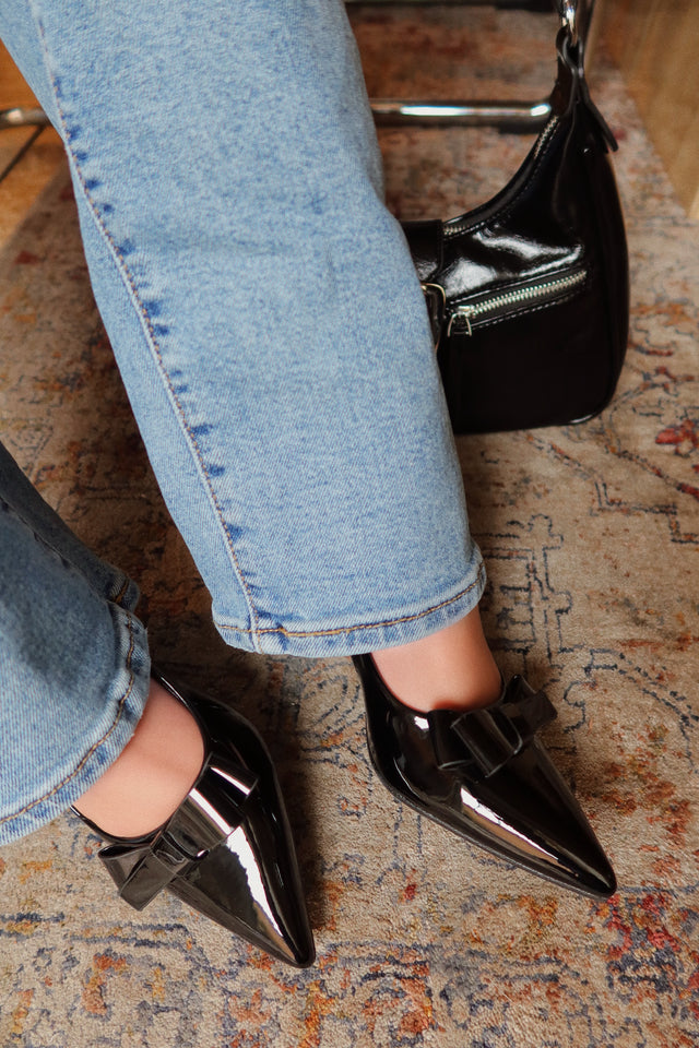 Load image into Gallery viewer, Alayna Mid Heel Slingback Pumps - Black
