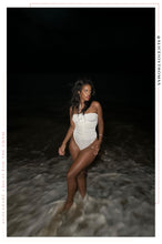 Load image into Gallery viewer, White Bodysuit Top
