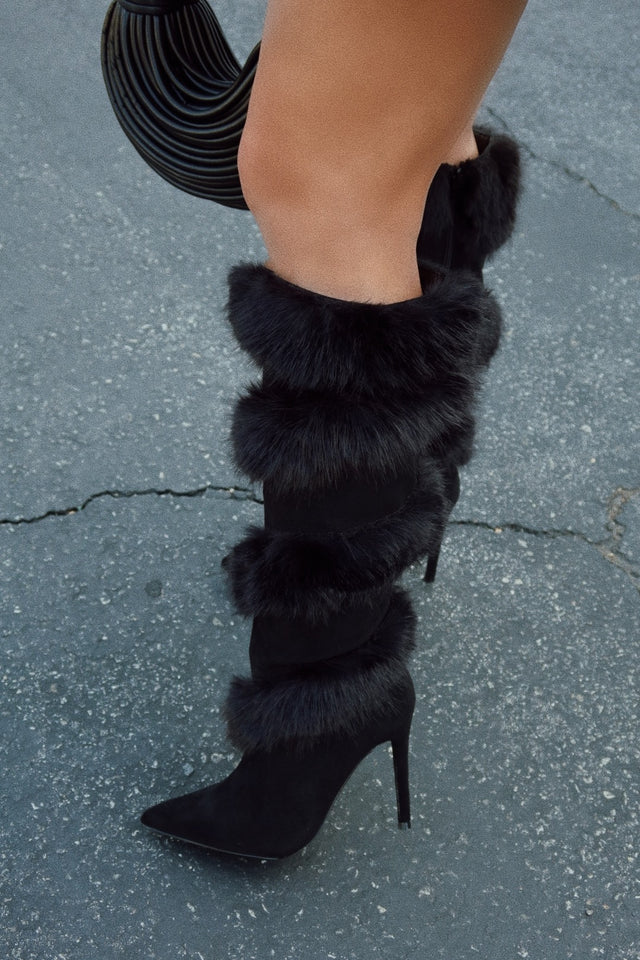 Load image into Gallery viewer, Aspen Trips Faux Fur Heel Boots - Black
