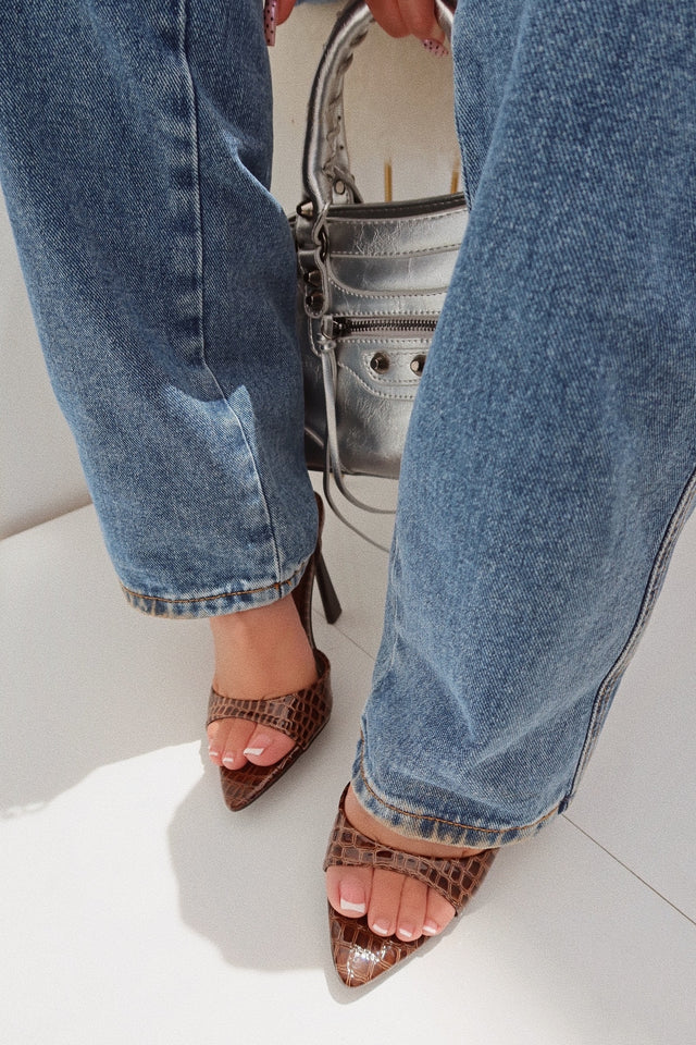 Load image into Gallery viewer, Azani Mary Jane Strap Heels - Brown
