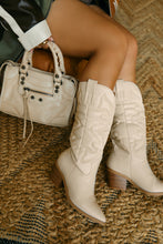Load image into Gallery viewer, Dylan Western Cowgirl Boots - Sand
