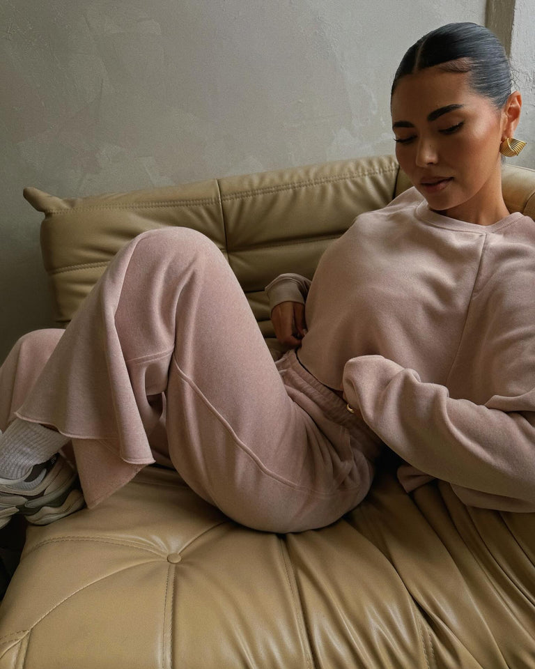 Load image into Gallery viewer, Cozy Moments Jogger Pant - Nude
