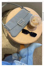 Load image into Gallery viewer, Julisa - Denim
