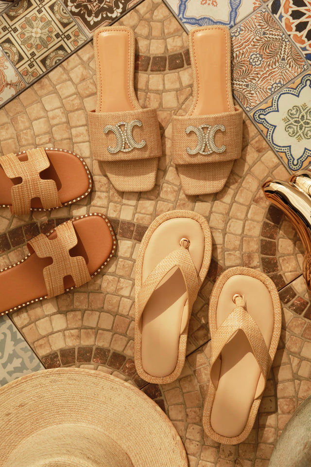 Load image into Gallery viewer, Ceci Flat Slip On Sandals - Raffia
