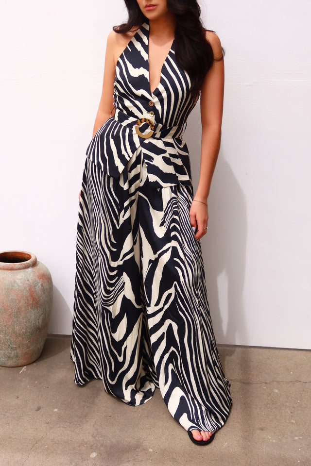 Load image into Gallery viewer, Zandaya Button Up Halter Top - Zebra
