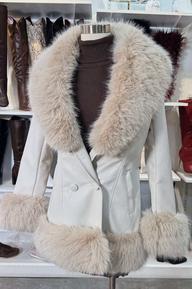 Load image into Gallery viewer, Kasey Faux Fur Coat - Cream
