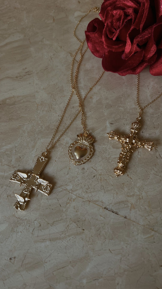 Gold Cross Pendant Necklace – RoseGold & Black Pty Ltd