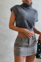 Load image into Gallery viewer, Anslie Turtle Neck Crop Top - Grey
