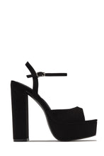 Load image into Gallery viewer, Libbi Platform Block Heels - Black
