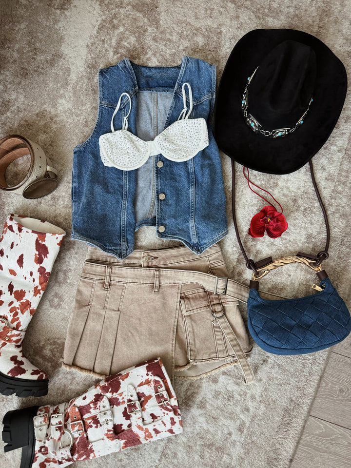 Load image into Gallery viewer, Hot Mornings Embellished Top - Ivory
