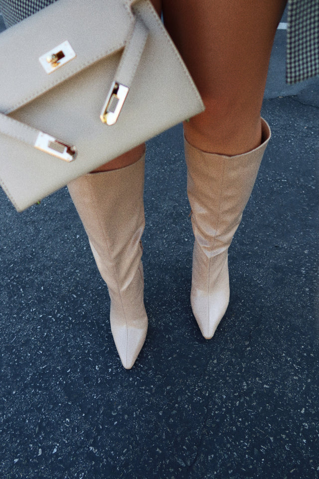 Load image into Gallery viewer, Jaylin Mid Heel Boots - Nude
