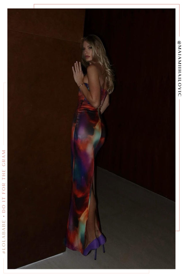 Load image into Gallery viewer, Sunset Paraiso Strapless Knit Maxi Dress - Multi
